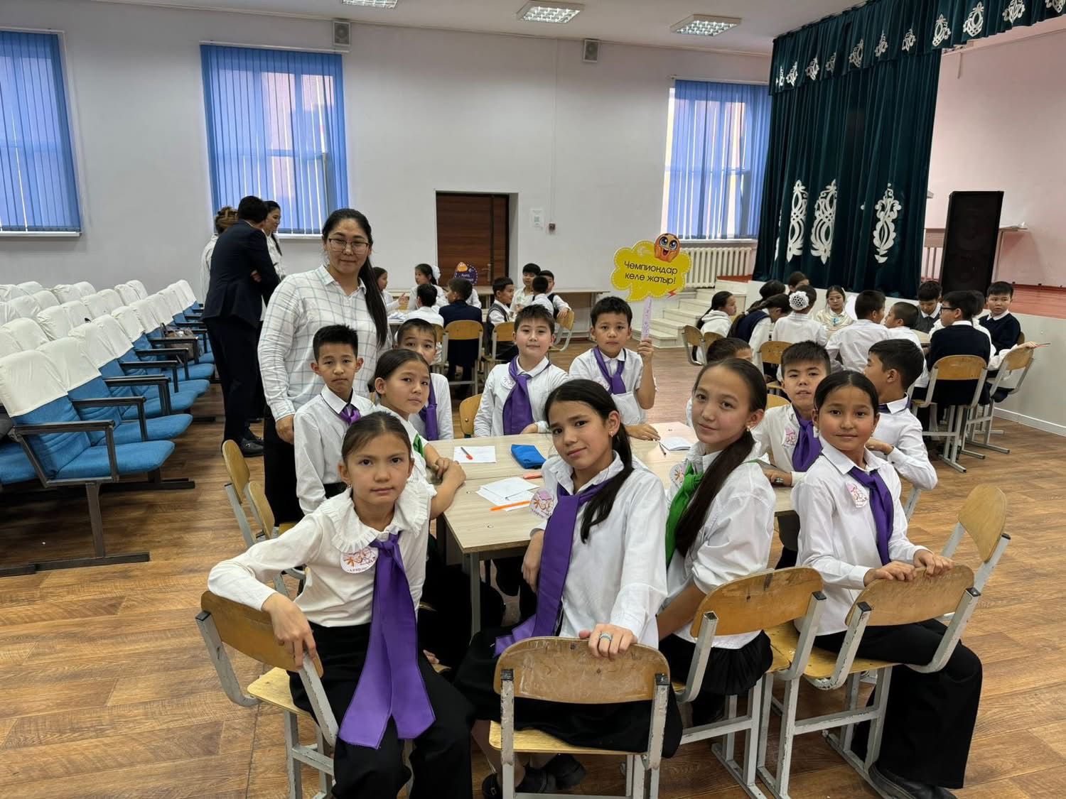 Образовательный центр «Зердели» и школа № 130 организовали олимпиаду по математике «Поколение Зердели» среди учащихся 5-х классов.